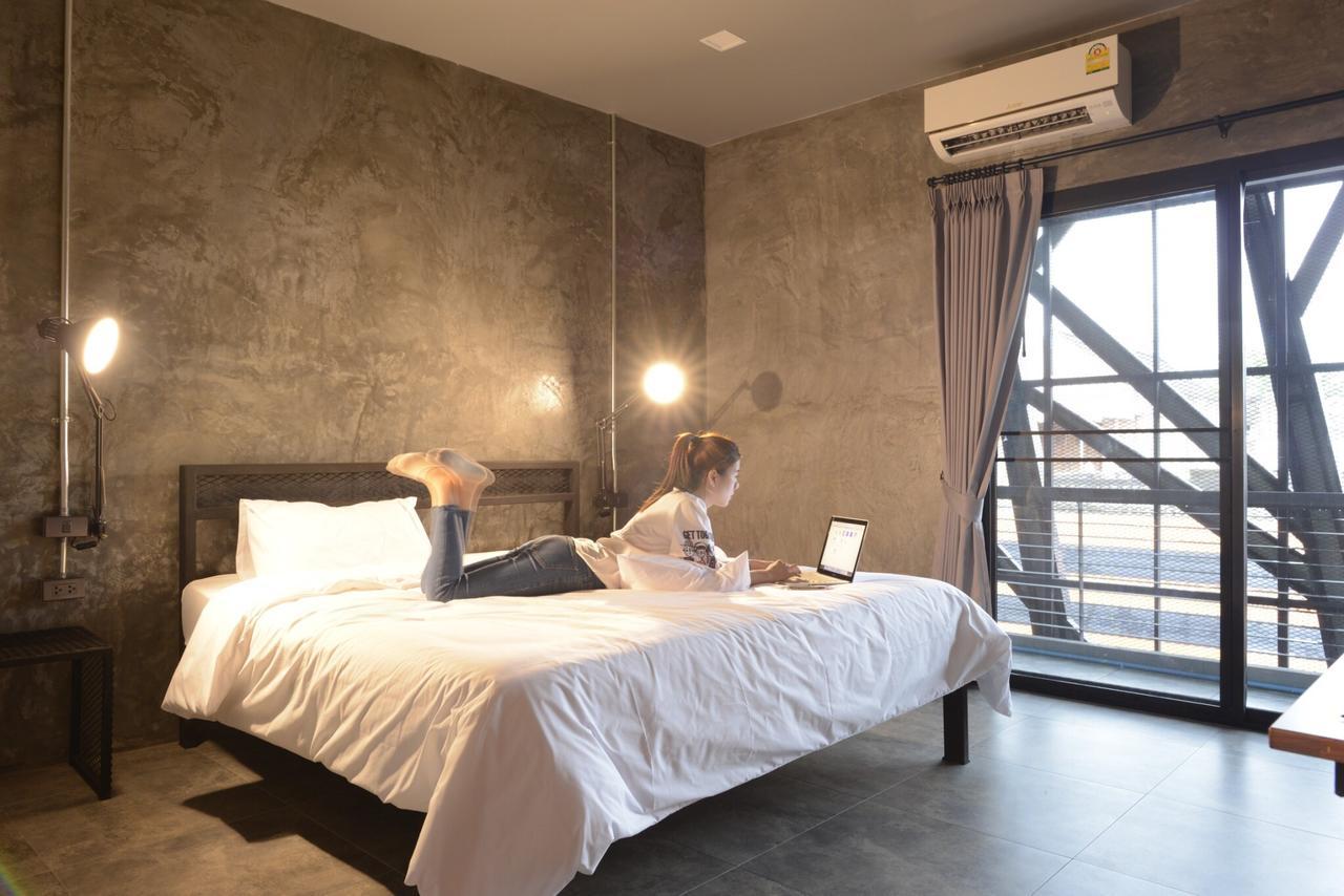 Bed & Bike Hostel Chiang Rai Exterior photo